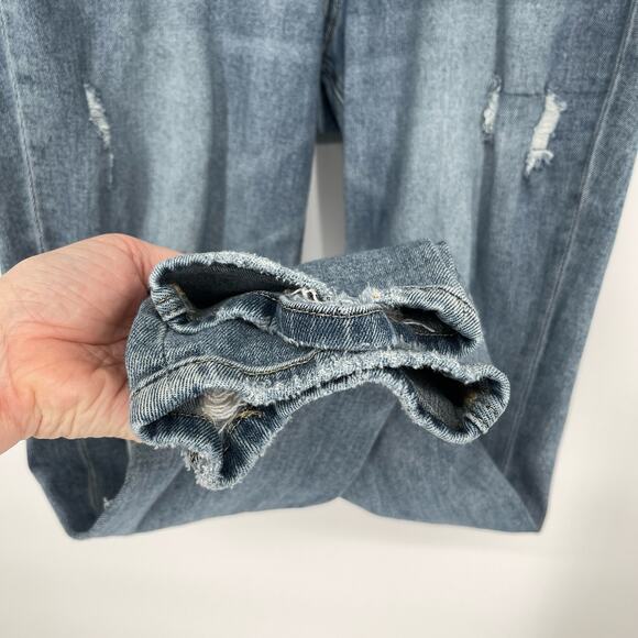 Vervet Women's Straight Leg Distressed Ripped Jeans Light Blue Wash Size 30 - Picture 5 of 11